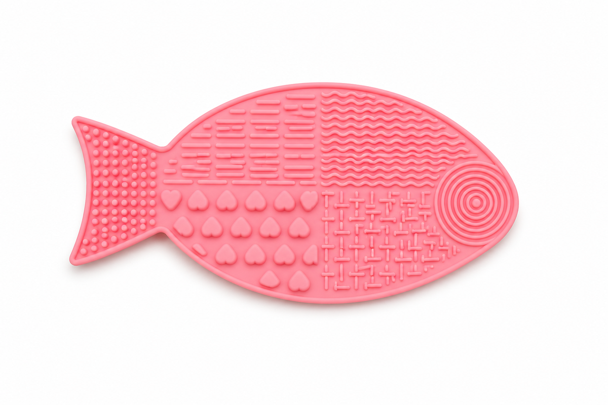 Slow Feeder Lick Mat for Dogs & Cats – Anti-Choking Silicone Pad
